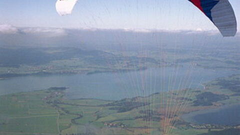 Parapente sobre la Toscana