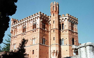 Castello di Brolio, fachada