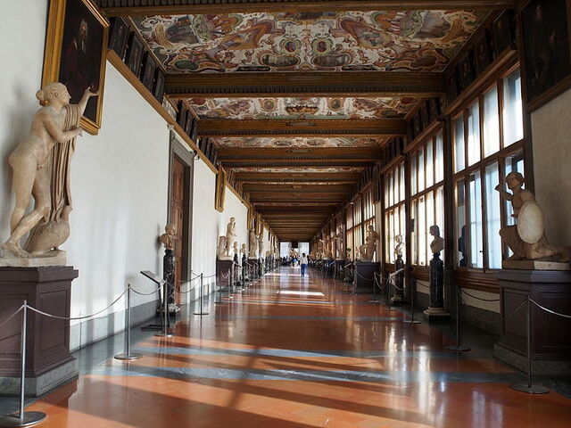 pasillo de la galería de los Uffizi
