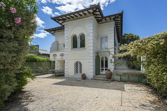 Suite La Villetta, exterior