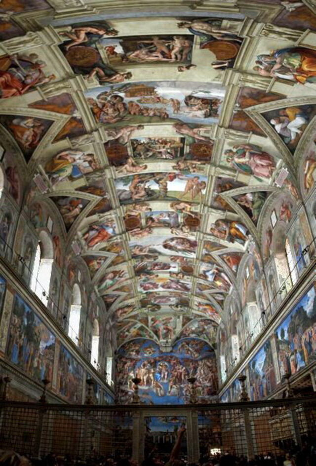 Uno de los frescos de Michelangello en el techo de la capilla Sixtina