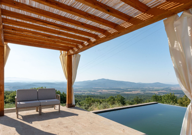 Oasi di Benessere Bio, piscina y vistas