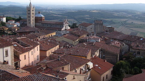 Vista sobre Massa Marittima
