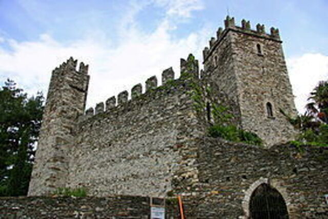 Castillo Rezzonico cerca del lago Como