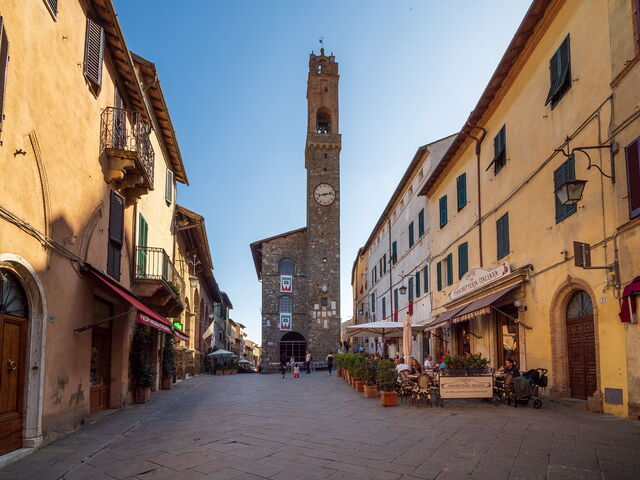 Explorando las calles de la Toscana