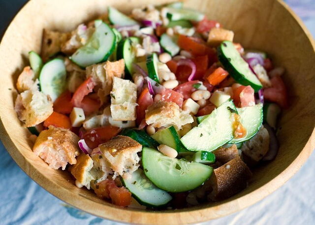 Ensalada Panzanella