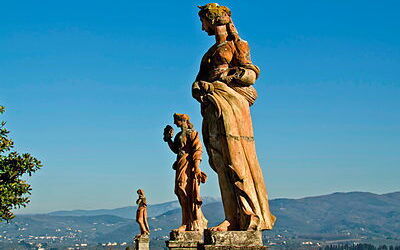 Estatuas de terracota en Impruneta