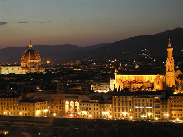 Florencia, vista nocturna