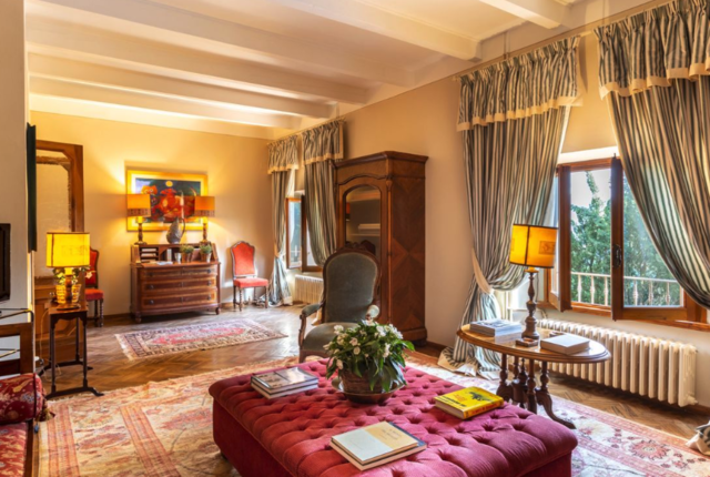 Country Villa, salón