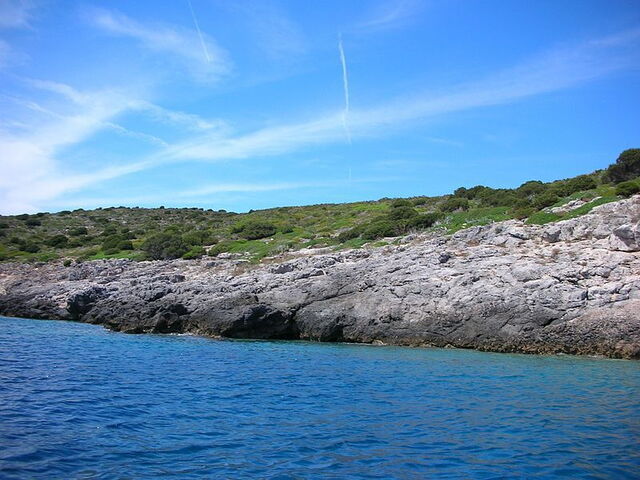 Costa de la isla Giannutri