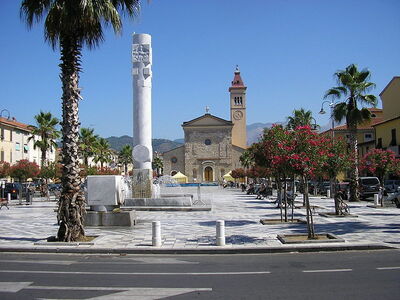 Plaza de mármol en Carrara