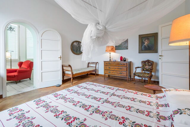 Villa En El Punto De Mira: Apartamento Orto Botanico con terraza y vistas a la cúpula, dormitorio principal