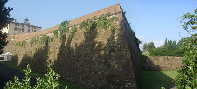 Murallas del fuerte Belvedere