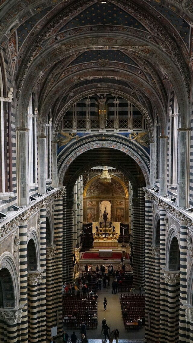 Interior de la catedral de Siena