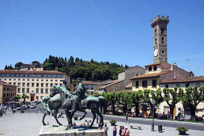 Plaza Mayor, Fiesole
