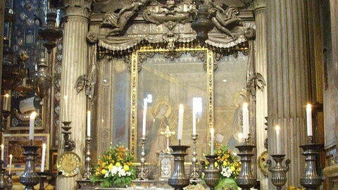 Capilla con la pintura