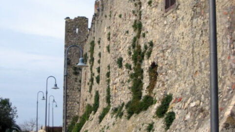 murallas medievales de capalbio