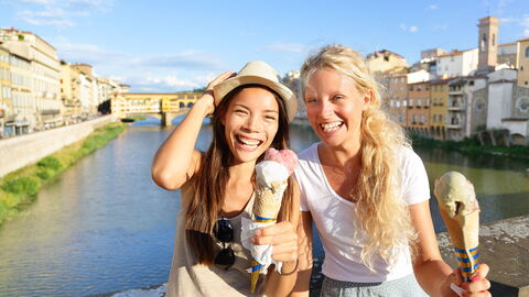 Comiendo un helado en Florencia