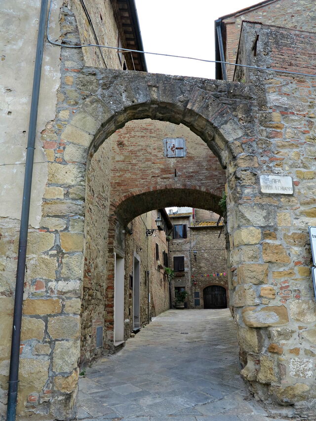 Puerta de Chianni