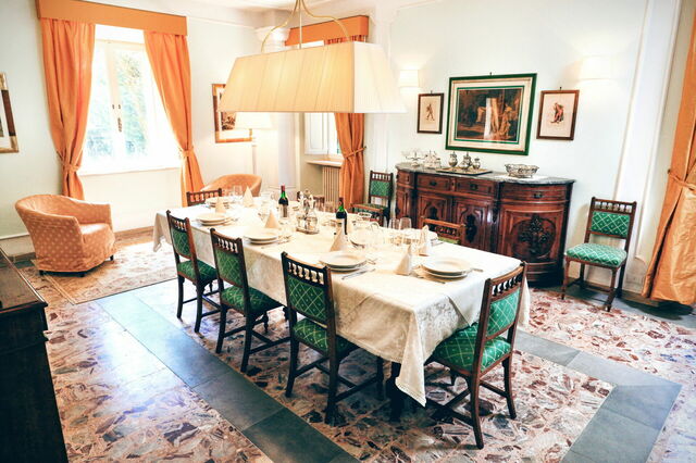 Villa Staggia, comedor