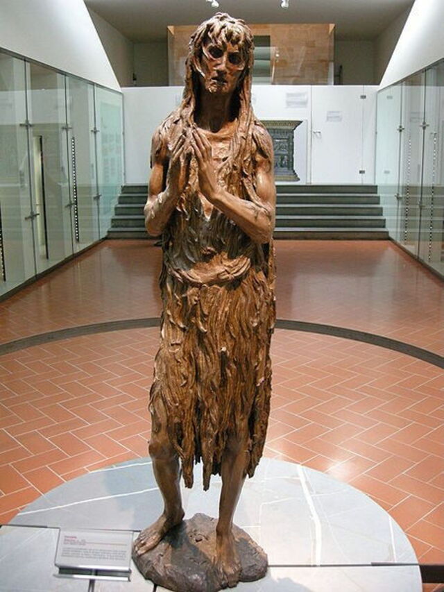 Escultra de Donatelllo en madera de María Magdalena