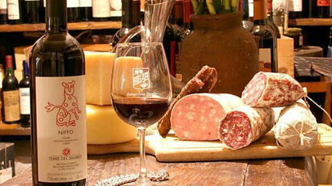 Deliciosa selección de comida rústica Toscana