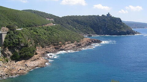 Vista del castillo sonnino