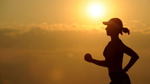 Mujer corriendo