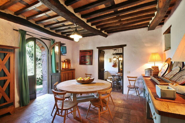 Macennere, comedor