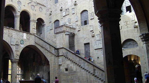 Museo Bargello, patio