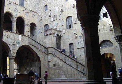 Museo Bargello, patio