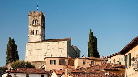 Duomo de Barga de sw