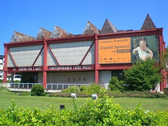 Fachada del Centro Pecci