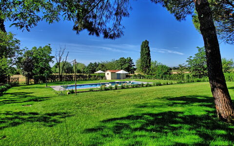 Villa Marietta: Verde, Paisaje Natural, Cielo, Hierba, Árbol, Paisaje, Primavera, Área Rural, Bienes Raíces, Granja