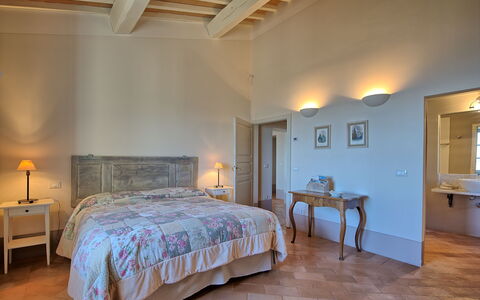 Casa Olivia: Habitación, Cama, Mueble, Habitación, Propiedad, Sábana, Marco De La Cama, Diseño De Interiores, Suelo, Edificio