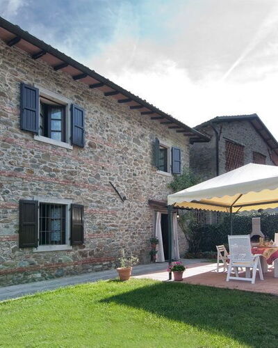 Il Palazzetto: Propiedad, Casa, Casa, Edificio, Cabaña, Bienes Raíces, Techo, Casa De Campo, Fachada, Vía Muerta