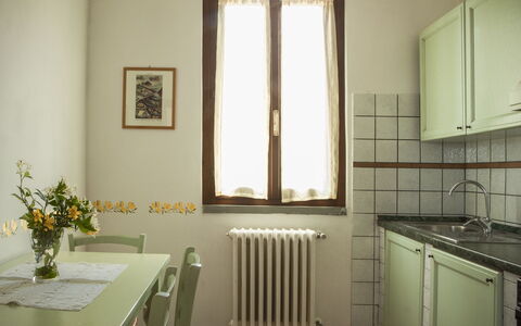 Fattoria Di Quercia Al Poggio: Habitación, Propiedad, Lavabo, Cocina, Diseño De Interiores, Mueble, Casa, Edificio, Mostrador, Gabinetes