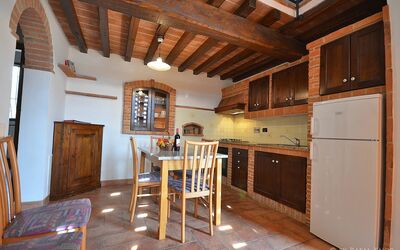 Appartamento Primula: Propiedad, Habitación, Edificio, Mueble, Casa, Bienes Raíces, Techo, Cocina, Diseño De Interiores, Casa