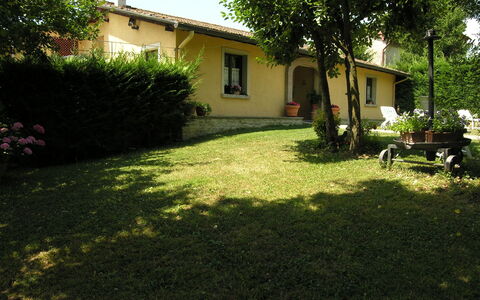 I Pioppi: Yarda, Propiedad, Patio Interior, Césped, Casa, Casa, Jardín, Hierba, Bienes Raíces, El Terreno Del Lote