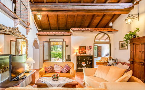 I Pioppi: Sala, Habitación, Propiedad, Techo, Diseño De Interiores, Edificio, Mueble, Casa, Casa, Bienes Raíces