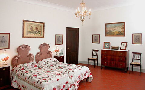 Villa Del Conte: Habitación, Cama, Habitación, Sábana, Mueble, Propiedad, Lecho, Marco De La Cama, Diseño De Interiores, Pared