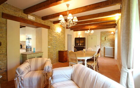 Villa Miramare: Habitación, Propiedad, Edificio, Mueble, Diseño De Interiores, Techo, Sala, Bienes Raíces, Casa, Suelo