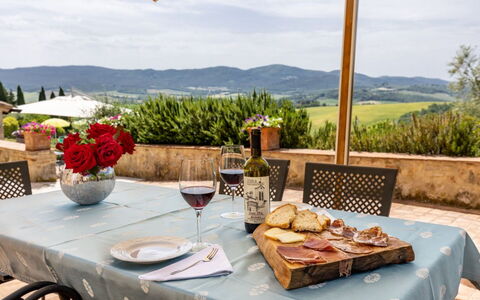 San Martino: Mueble, Vajilla, Mesa, Comida, Silla, Utensilios Para Servir, Manteles, Cocina Y Comedor Mesa, Mueble Para Exteriores, Drinkware