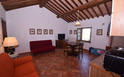 rocche-di-valiano-chianti-castelnuovo-berardenga-verbena-living-room