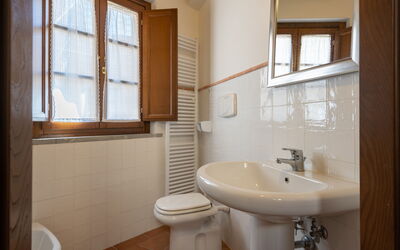 gaiole-apartment-gaiole-in-chianti-multiproperty-apartment-13-bathroom