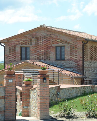 Villa Barbara: Casa, Propiedad, Casa, Edificio, Ladrillo, Cabaña, Bienes Raíces, Área Rural, Arquitectura, Techo