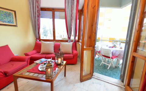 Carnevale: Habitación, Propiedad, Mueble, Diseño De Interiores, Edificio, Casa, Bienes Raíces, Sala, Mesa, Suite