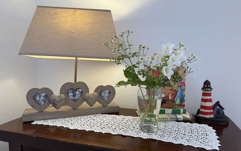 Casa Romana: Mueble, Encendiendo, Pantalla De Lámpara, Lámpara, Diseño, Linos, Corazón, Almohada, Marco, Sala