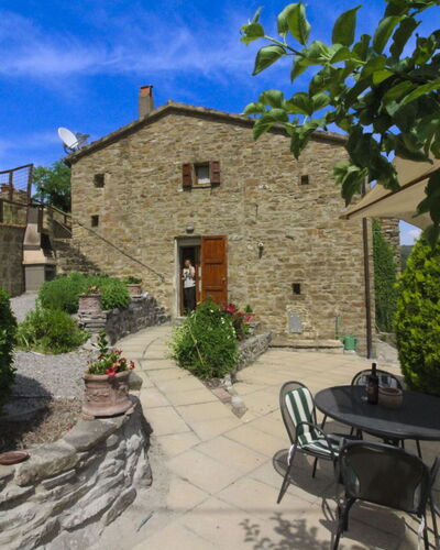 La Casa del Nonno: Equipo De Juego Exterior, Tobogán, Espacio Publico, Patio De Recreo, Tolva, Jardín, Patio Interior, Sombra, Ocio, Césped