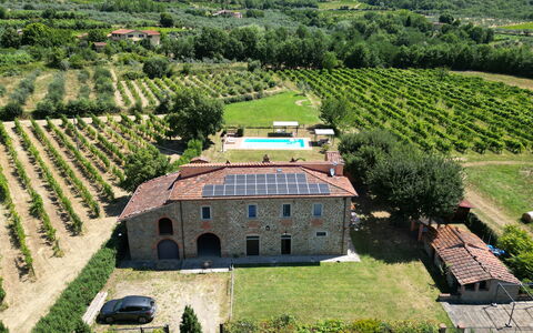 La Gropina Di Loro Ciuffenna: Propiedad, Planta, Edificio, Árbol, El Terreno Del Lote, Paisaje Natural, Diseño Urbano, Hierba, Casa, Barrio Residencial